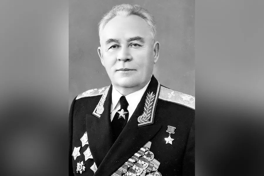 Маршал авиации вершинин